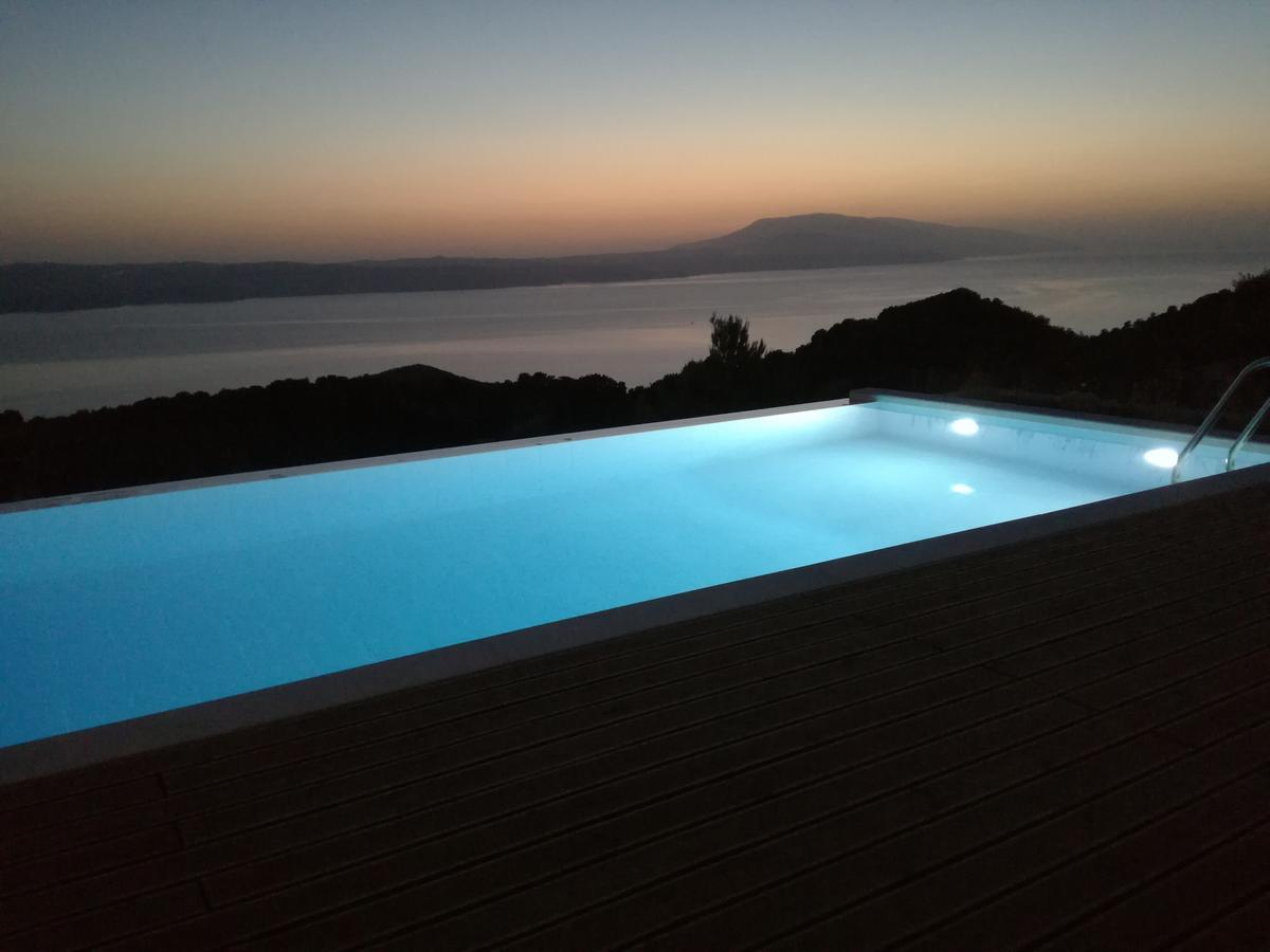 Luxury Villa In Kechria 2 Exteriör bild